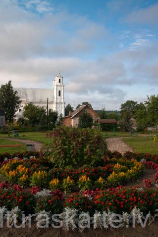 Piedrujas Sv. J. Marijas debesīs uzņemšanas Romas katoļu baznīca